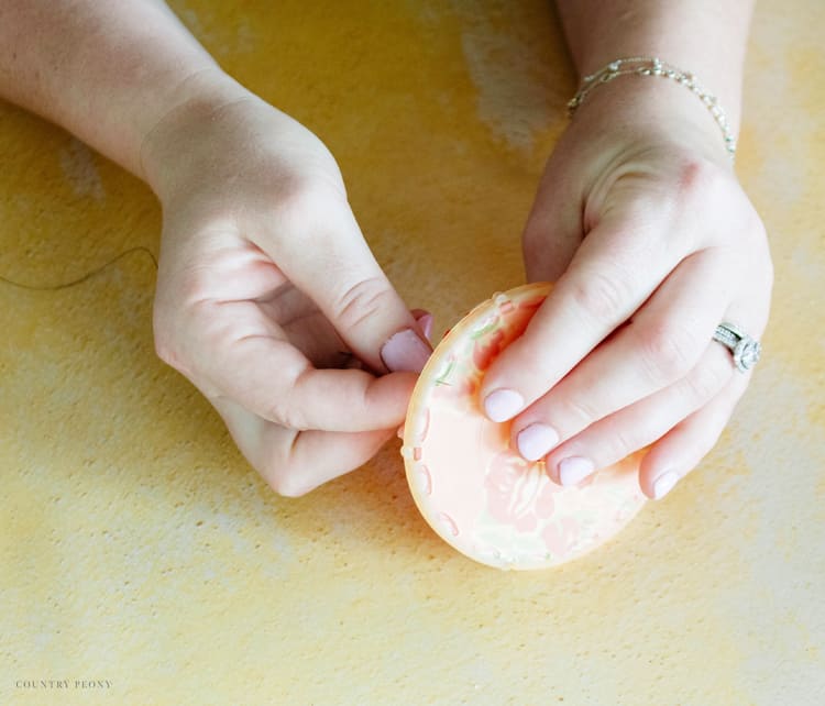 DIY Fabric Yo-Yo Wreath with Clover's Yo-Yo Maker