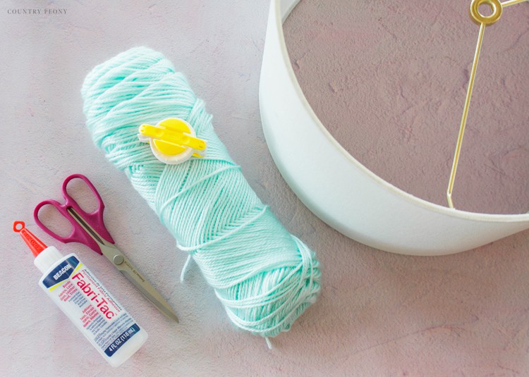 DIY Pom-Pom Lamp Shade with Clover's Pom-Pom Maker - Country Peony Blog
