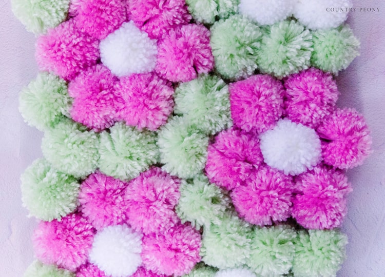 DIY Pom-Pom Rug with Clover's Pom-Pom Maker - Country Peony Blog